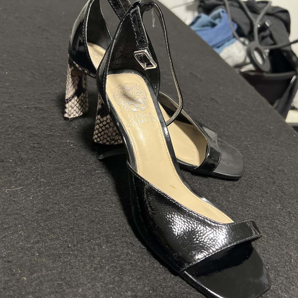 Vince Camuto Women’s Black 3.5 Heels Size 6.5 Snake Print Heel